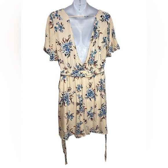 Flying Tomato Plus Size Dress Knee Length Cream Blue Brown Floral 1X 2X 3X - Picture 2 of 8